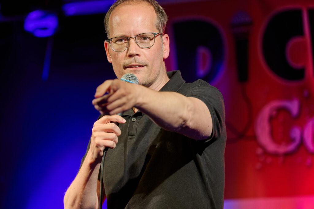 Mario Siegesmund als Moderator auf der Bühne